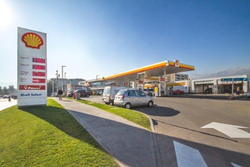 SHELL STRIP CENTER LA DEHESA